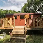 The Foxes Den Shepherds Hut Dom wakacyjny