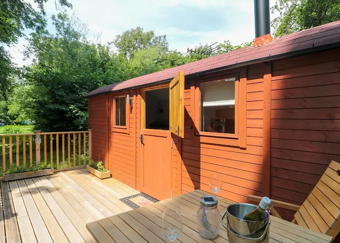 The Foxes Den Shepherds Hut בריסטול