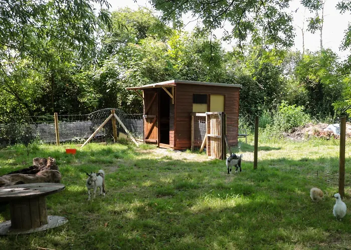The Foxes Den Shepherds Hut בית נופש בריסטול